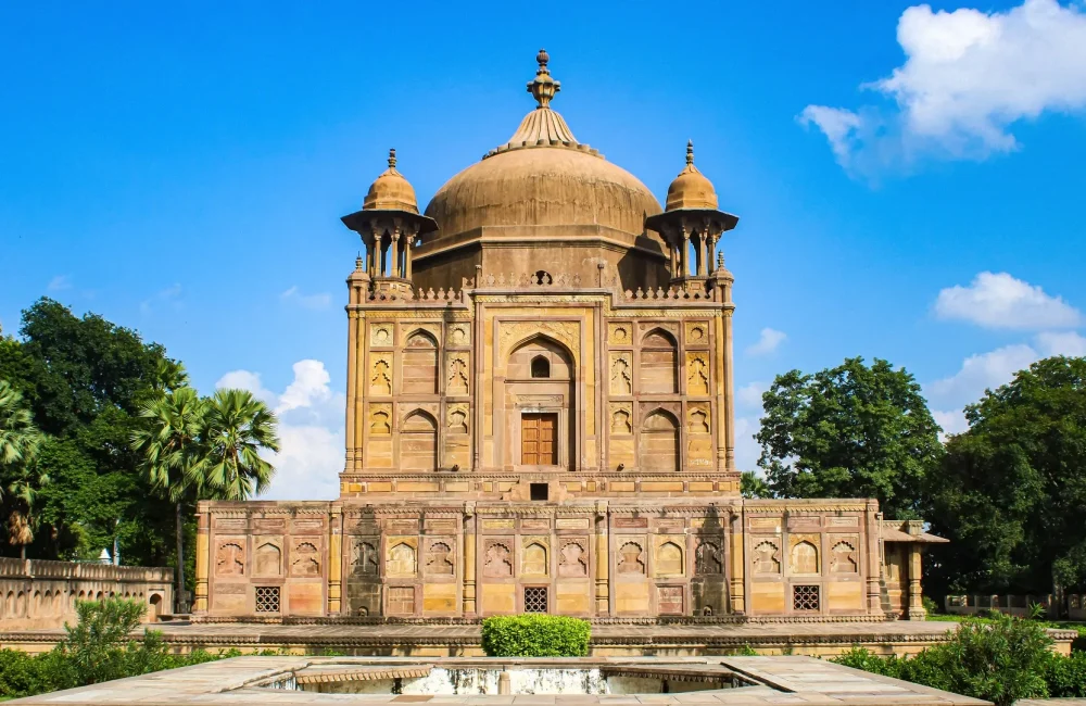 Khusrobagh-Prayagraj-Shashank-Shukla-Kotaha-Shutterstock